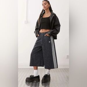 Adidas  Originals Women's Black Denim Jorts KA2675 Size 24”